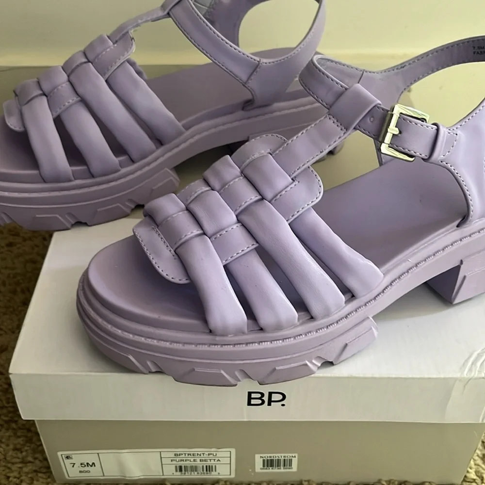 BP Purple Platform Jelly Sandals with Woven Design - Picture 2 of 4